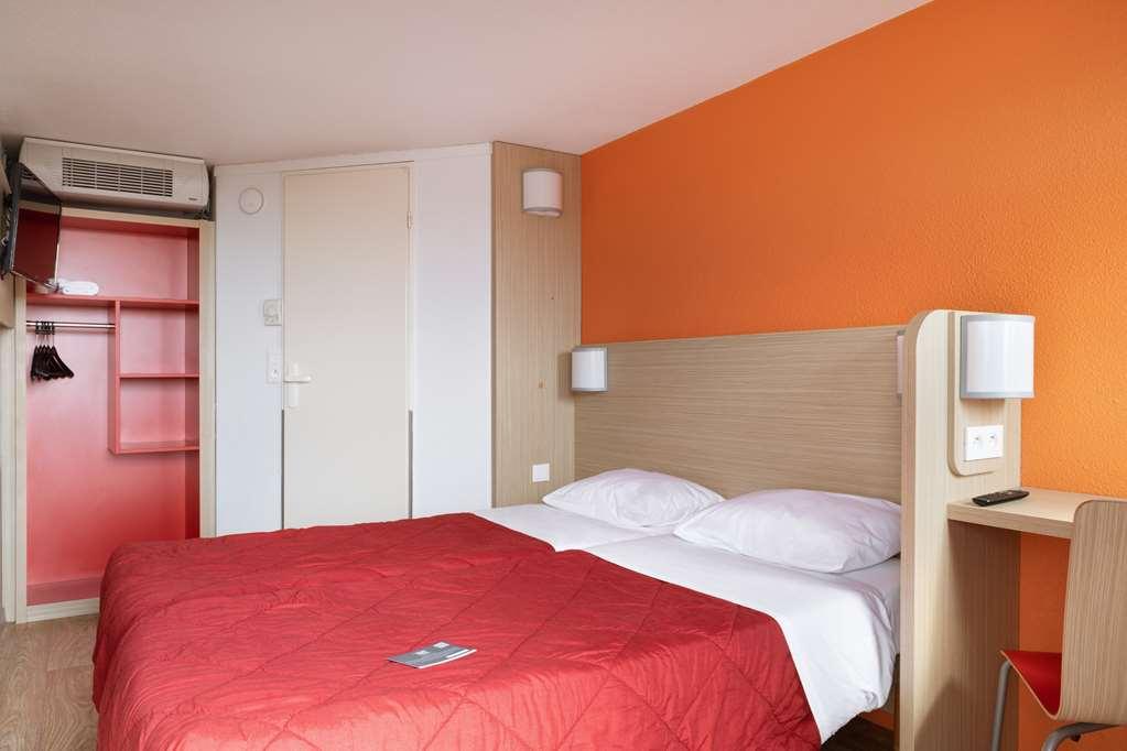 Premiere Classe Poitiers Futuroscope - Chasseneuil Chasseneuil-du-Poitou Quarto foto